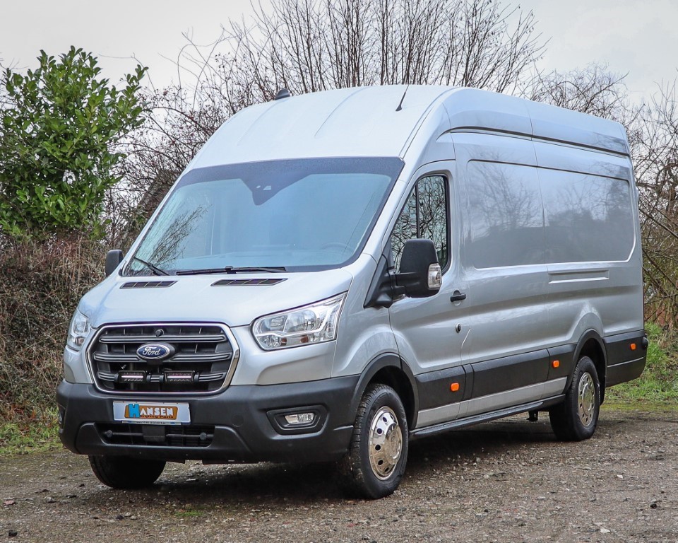 Euralight | LED Fernscheinwerfer Kühlergrill Kit | passend für Ford Transit (2019-)