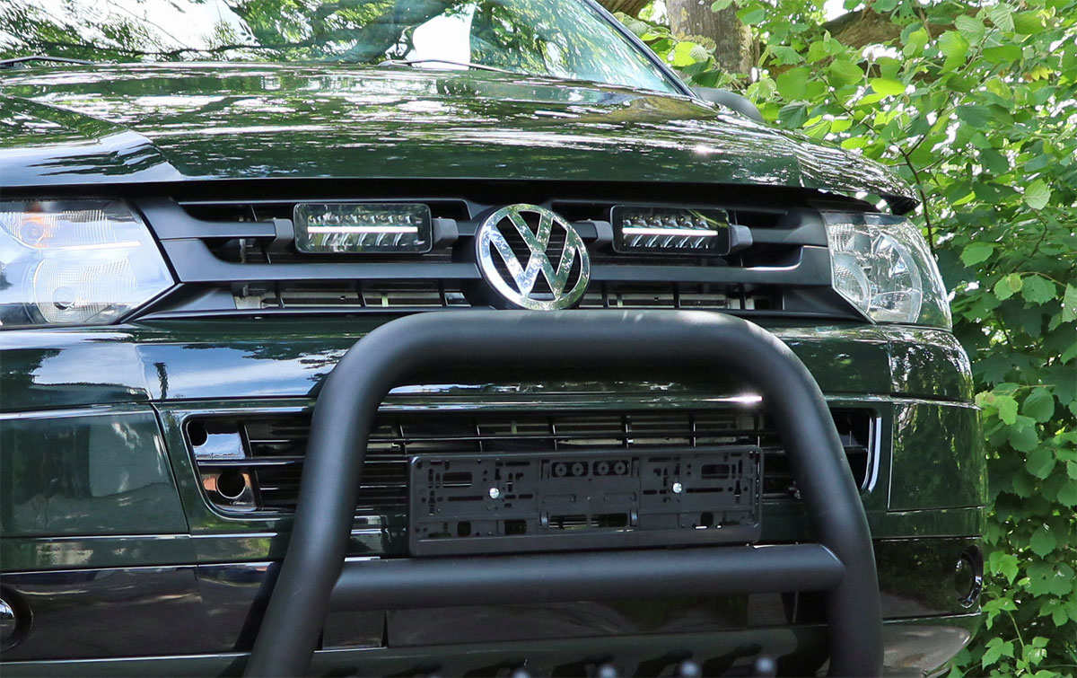 Euralight | LED Fernscheinwerfer Kühlergrill Kit | passend für VW T5.2 (2009-2015)