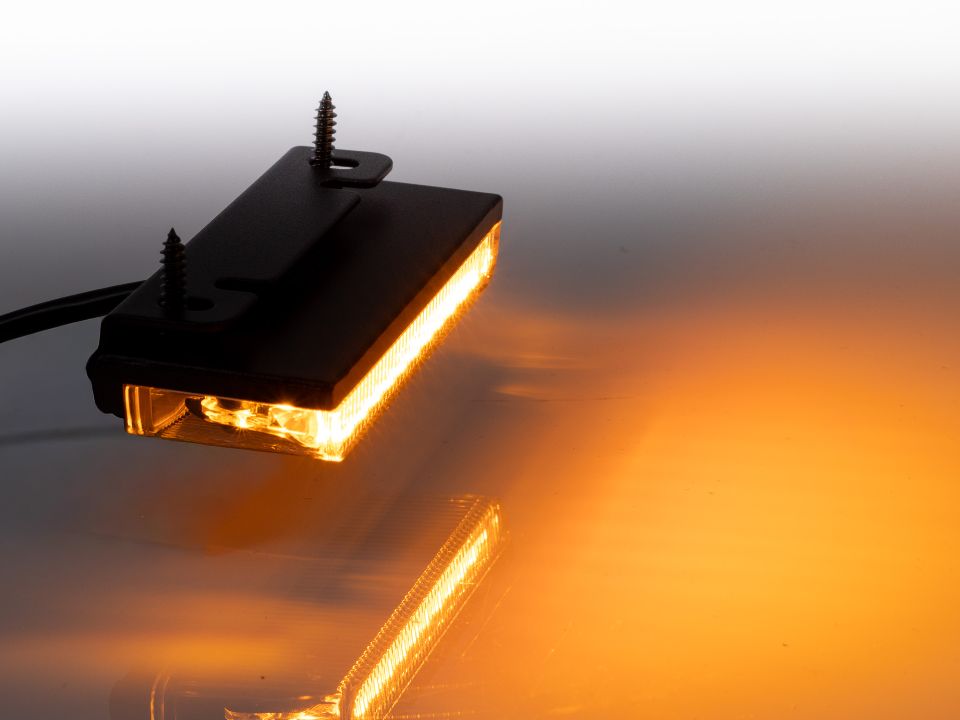 Euralight | NOVA Slim LED Rückleuchte & Warnblitzer | ECE-R10 / R148 / R65